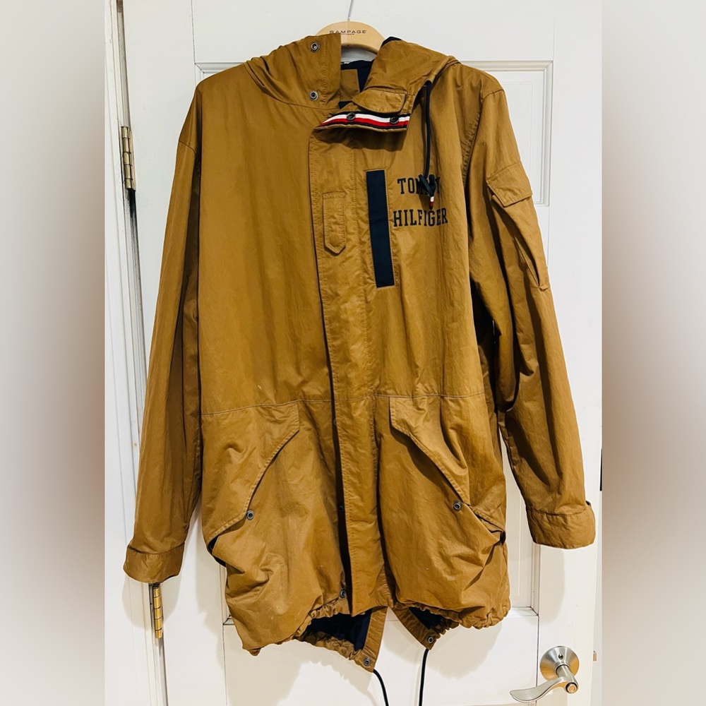 Tommy Hilfiger Men's Tan Raincoat